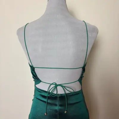 Vestido satinado verde esmeralda LUXXEL talla S - miniatura 5