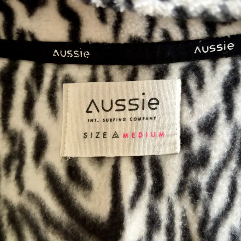 Suéter de felpa con estampado animal print Aussie - 3
