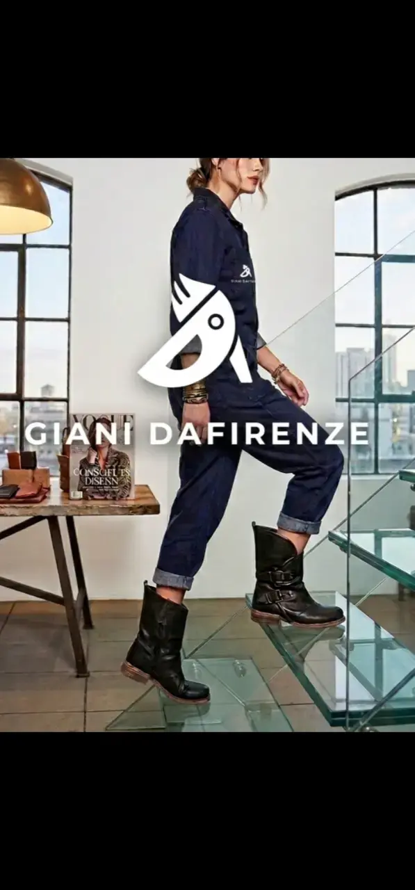 Botas n°35 negro Giani Dafirenze con hebillas