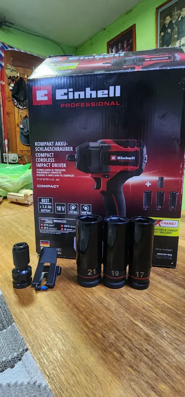 Llave de impacto inalámbrica Einhell 18V con accesorios - 4