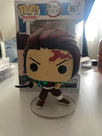 Figura Funko Pop Tanjiro Kamado Demon Slayer - miniatura 3