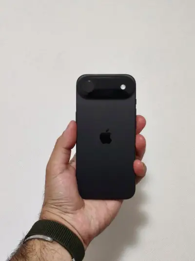 iPhone Air 512GB Negro en perfecto estado - miniatura 1