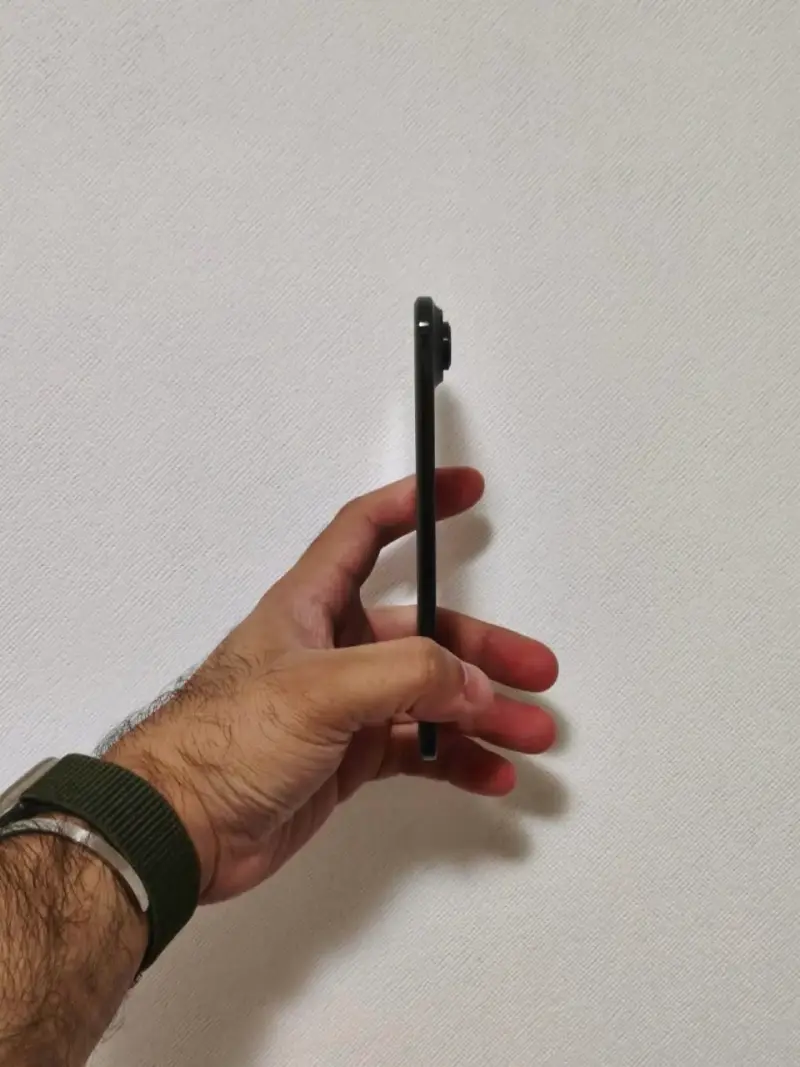 iPhone Air 512GB Negro en perfecto estado - 2