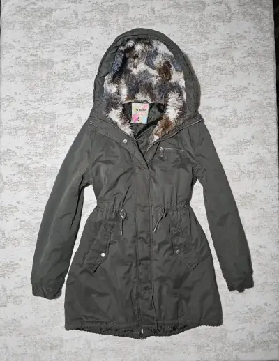 Parka Cluster verde con capucha de piel sintética - miniatura 2
