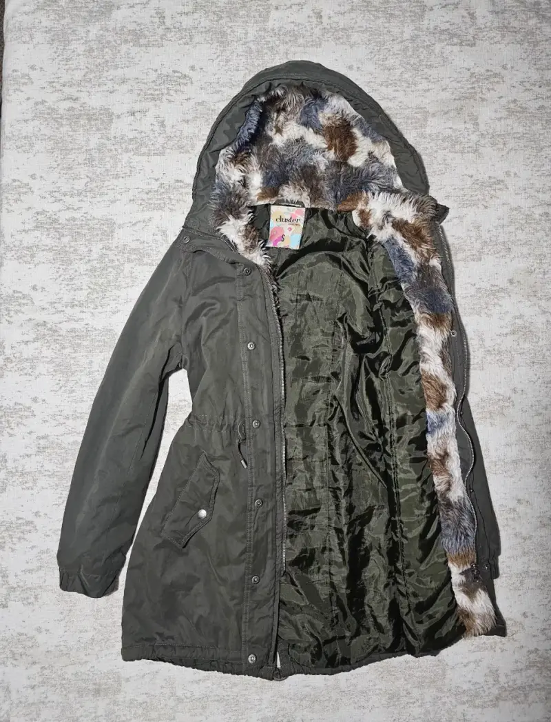 Parka Cluster verde con capucha de piel sintética - 3