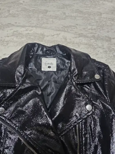 Chaqueta de cuero sintético negra estilo biker - miniatura 3