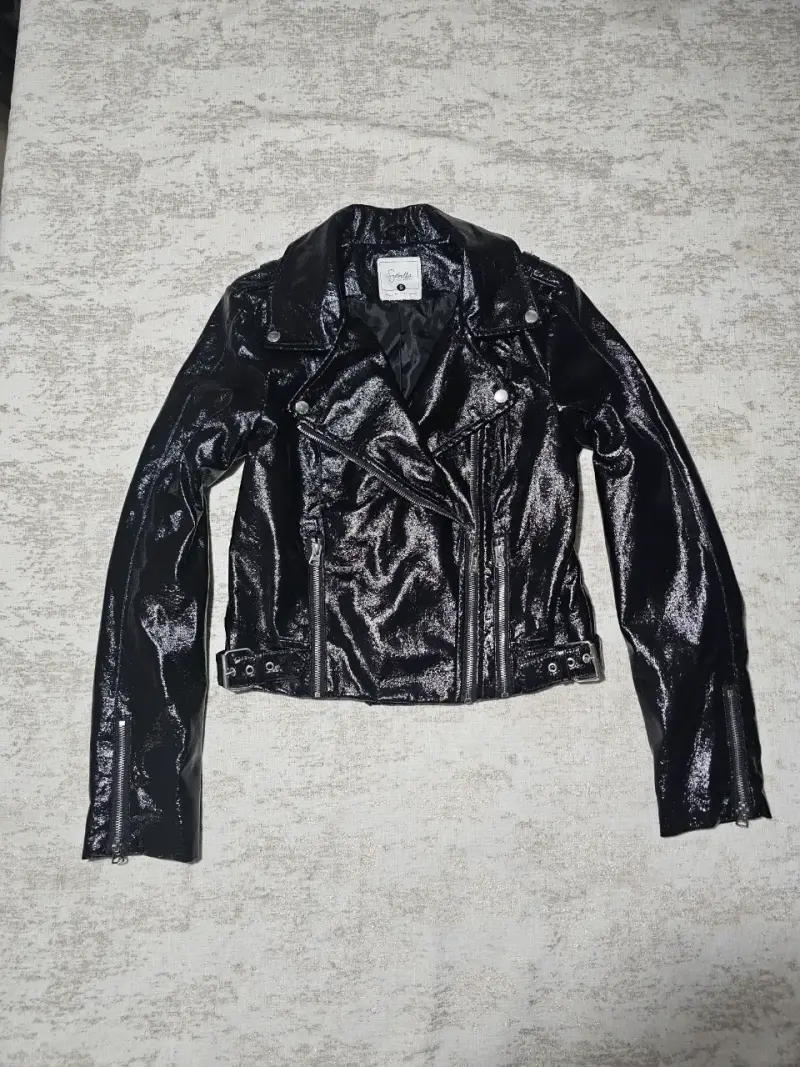 Chaqueta de cuero sintético negra estilo biker - 5