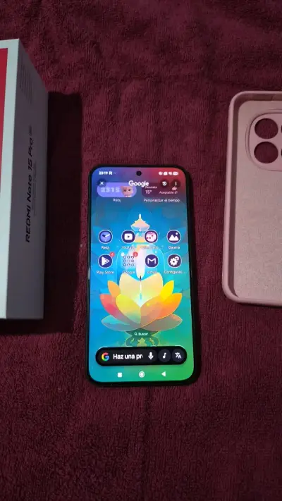 Smartphone Redmi Note 15 Pro con accesorios - miniatura 1