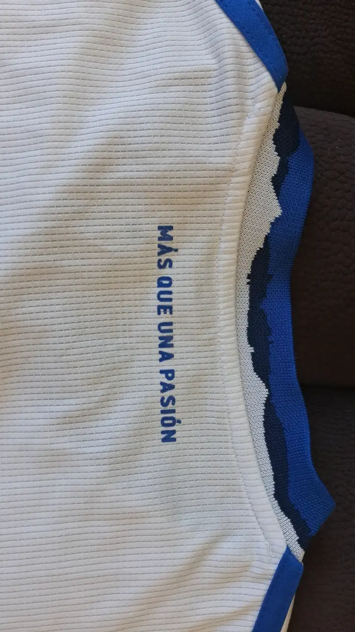 Camiseta Universidad de Chile Adidas 2023 - 3