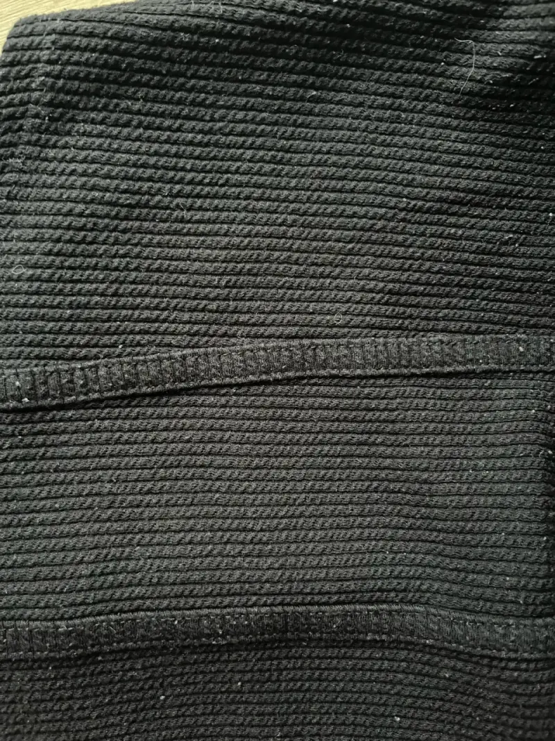 Top corto de tirantes color negro - 2