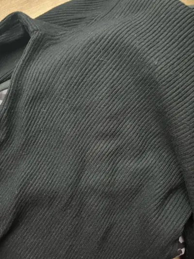 Polera de cuello alto color negro - miniatura 2