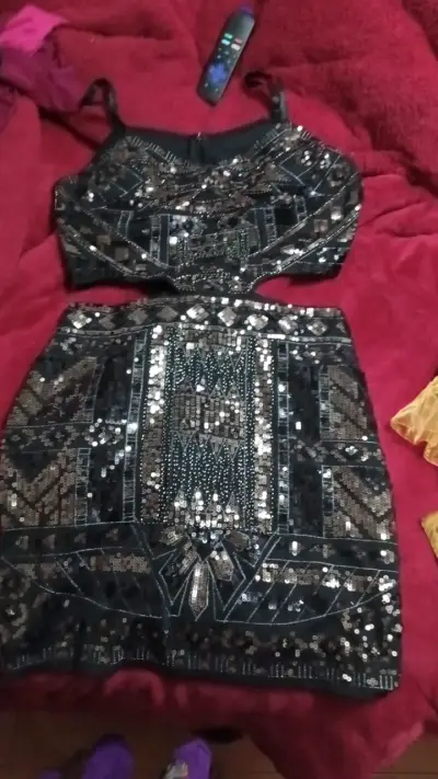 Vestido de fiesta con lentejuelas multicolor - miniatura 3