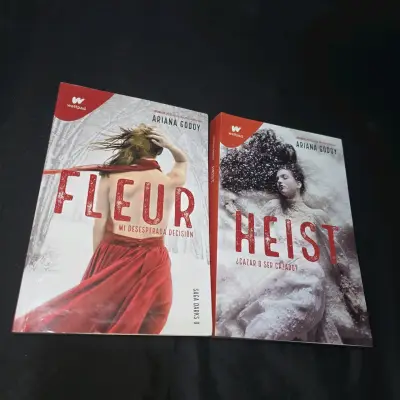 Pack 2 Libros 'Fleur' y 'Heist' de Ariana Godoy - miniatura 1