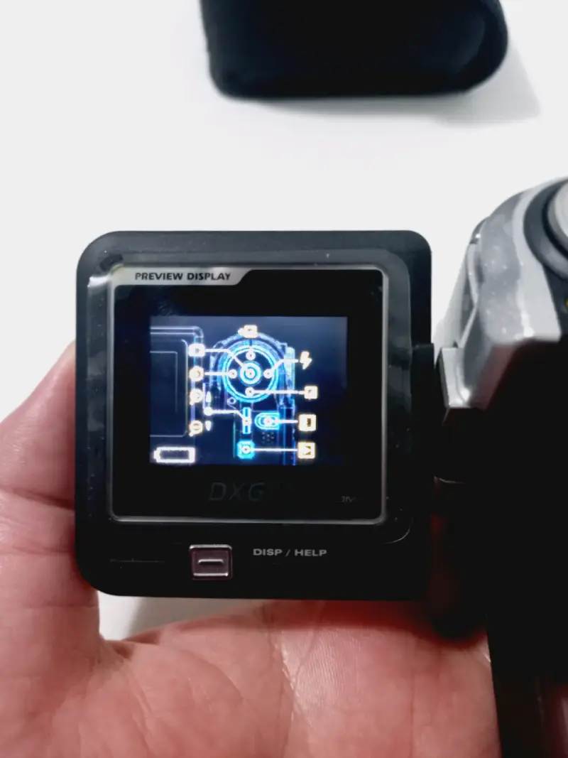 Videocámara digital DXG 305V - 6
