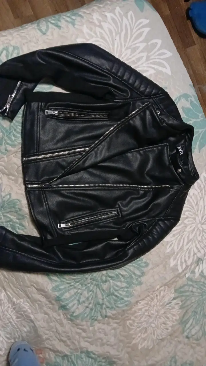 Chaqueta de cuero sintético negra Zara - 2