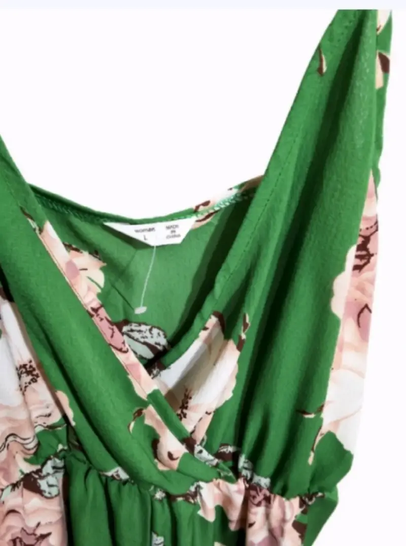 Enterito corto verde con estampado floral - 3