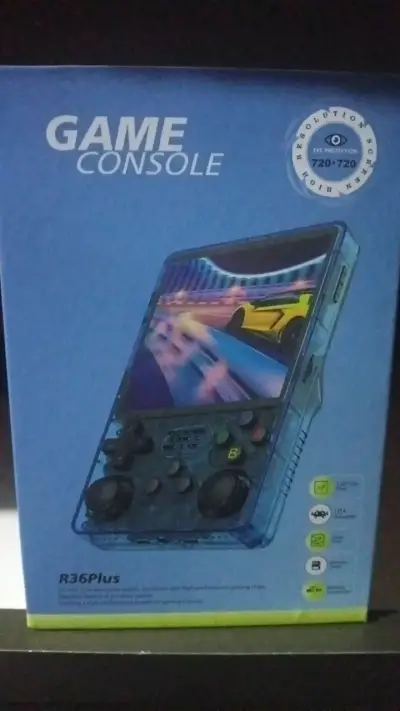 Consola portátil R36Plus con pantalla 720p - miniatura 2
