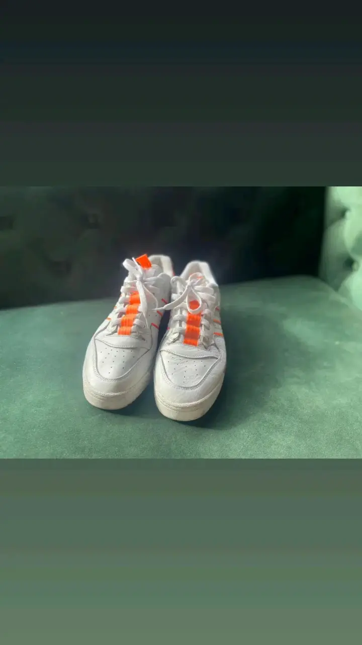 Adidas - 2