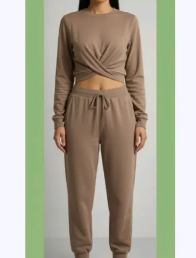 Conjunto deportivo marrón con top cruzado y pantalón - miniatura 4