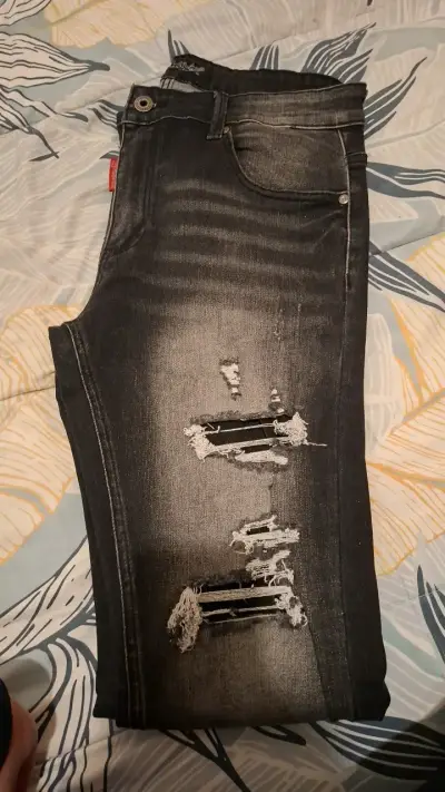 Jeans negros desgastados para hombre M. Star - miniatura 3