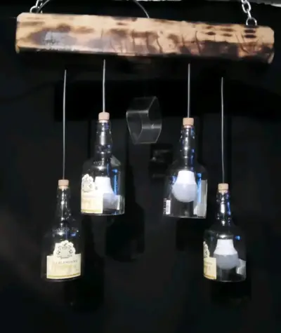 Lámpara colgante de botellas recicladas - miniatura 1