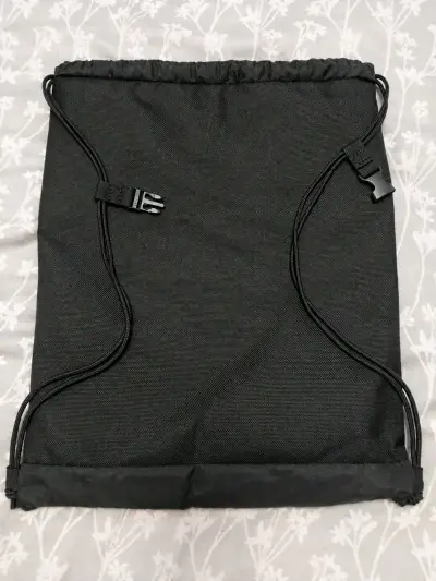 Mochila Saco Negra Titleist con Bolsillo Rosado - miniatura 2