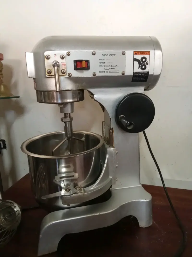 Batidora industrial de alimentos modelo B10A - 2