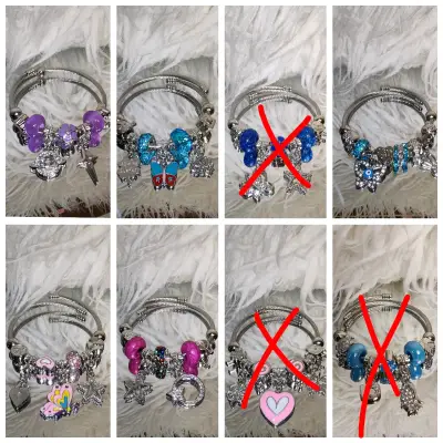 Pulsera de dijes ajustable con charms coloridos - miniatura 1