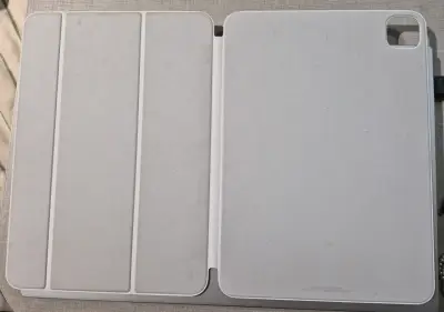 Funda Apple  Blanca para iPad Pro 11" - miniatura 3