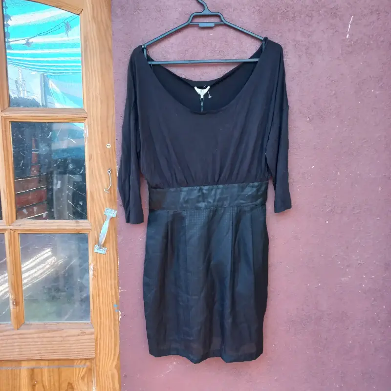 Vestido de encaje negro elegante para mujer - 5