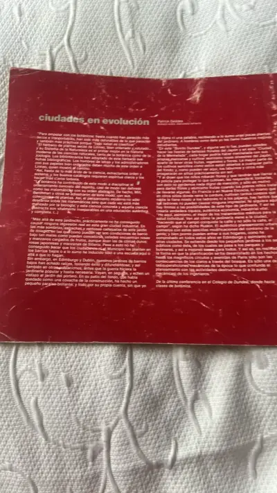 Libro 'Evolución Urbana' CA 33 - miniatura 2
