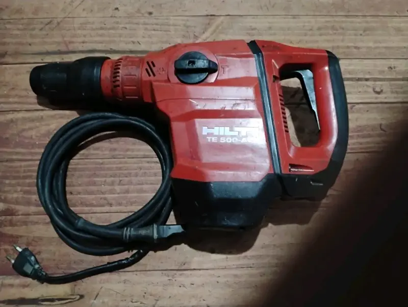 Martillo demoledor Hilti TE 500-AVR usado