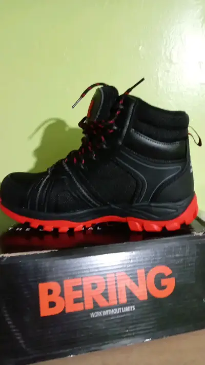 Botas de trabajo Hard Work negras y rojas - miniatura 4