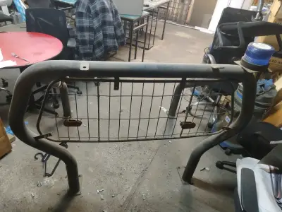 Barras antivuelco para camioneta en buen estado - miniatura 2