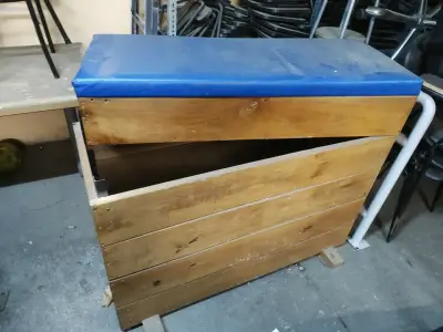 Cajon de salto y trampolin de salto - miniatura 1