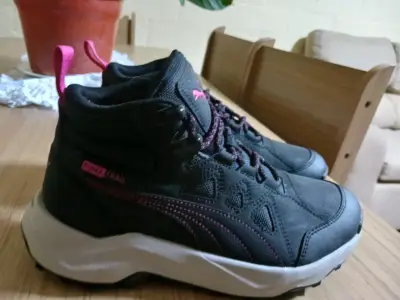 Zapatillas de trekking Puma Trail negras y rosadas - miniatura 9