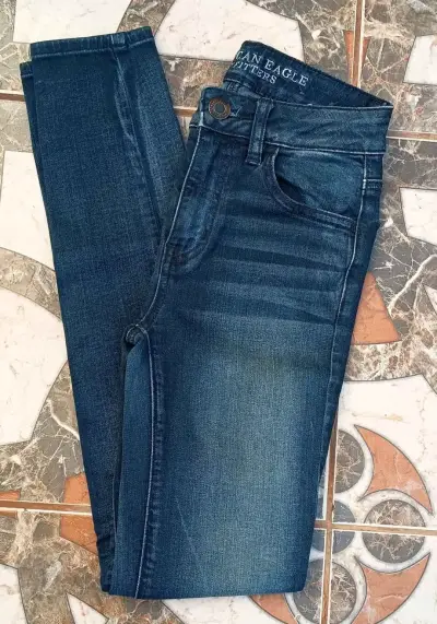 Jeans American Eagle azul para mujer - miniatura 1