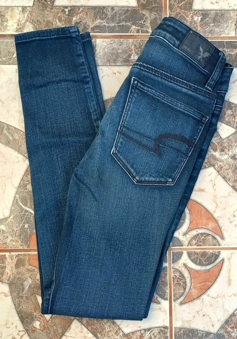 Jeans American Eagle azul para mujer - 2