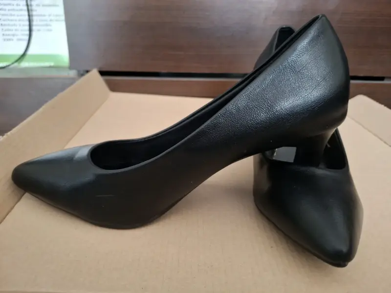 Zapatos de Tacón Negro Clásicos para Mujer - 2