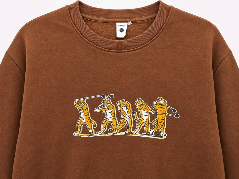 Polerón marrón con diseño de tigres - 2