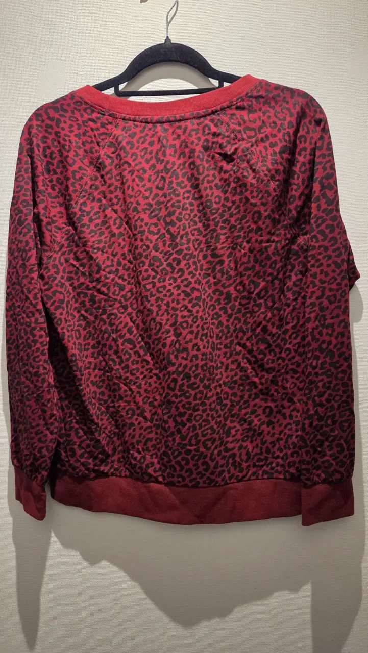 Polerón estampado animal print rojo - 2