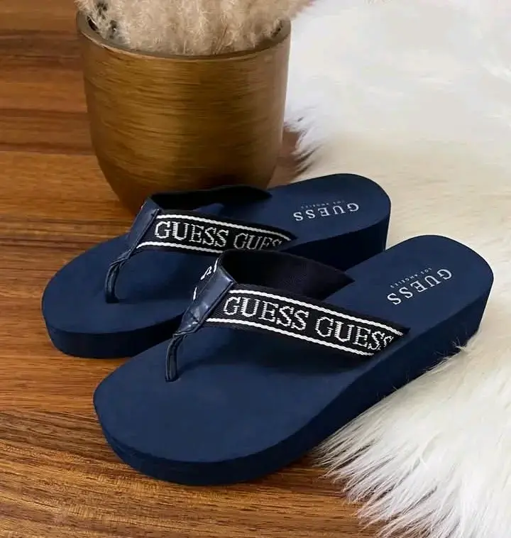 Sandalias de plataforma Guess azul marino - 1