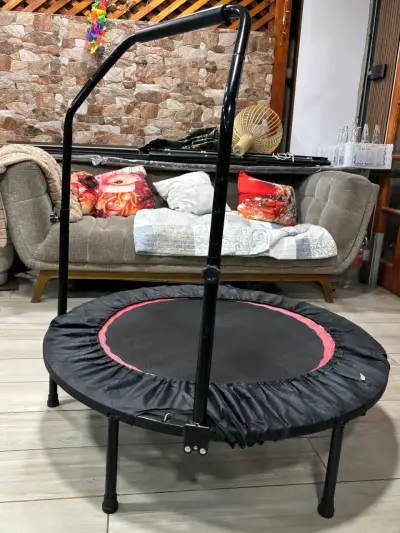 Trampolín fitness con barra de soporte - miniatura 1
