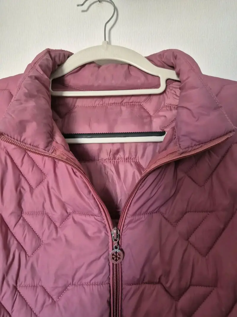 Abrigo acolchado rosa para mujer - 3