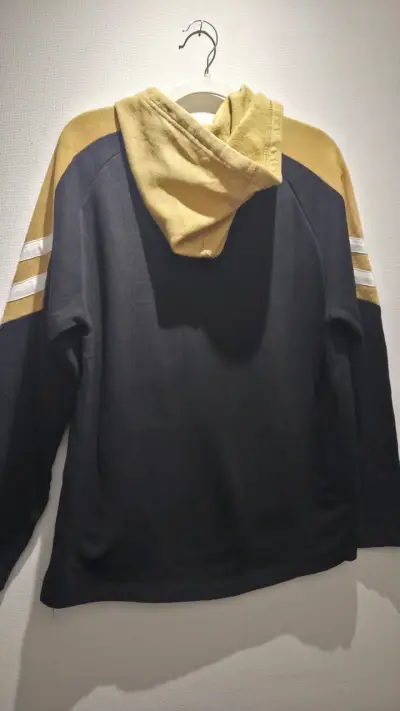 Polerón con capucha NHL negro y dorado - miniatura 2