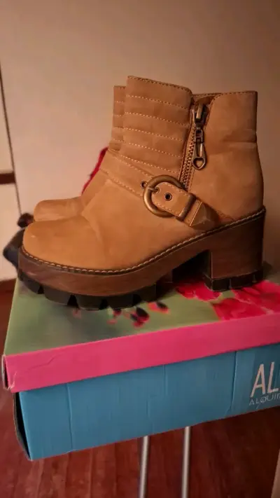 Botines de cuero camel con plataforma - miniatura 1