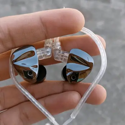 Auriculares In-Ear KZ D-Fi con Ajuste de Sonido - miniatura 3