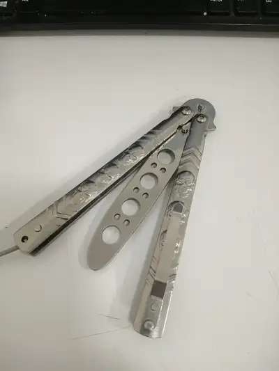 Cuchillo mariposa de entrenamiento metálico - miniatura 2