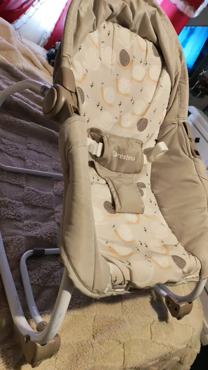 Silla mecedora para bebé Carestino beige - 2