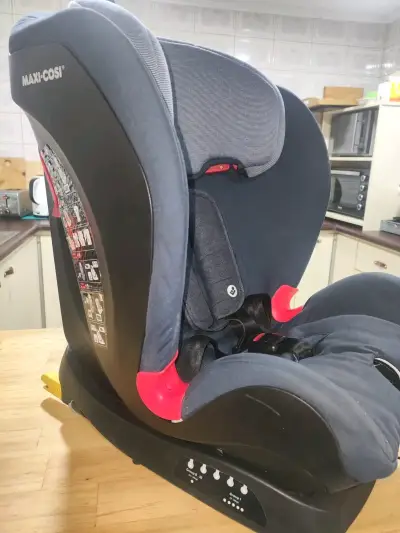 Silla de auto Maxi-Cosi para bebé - miniatura 1